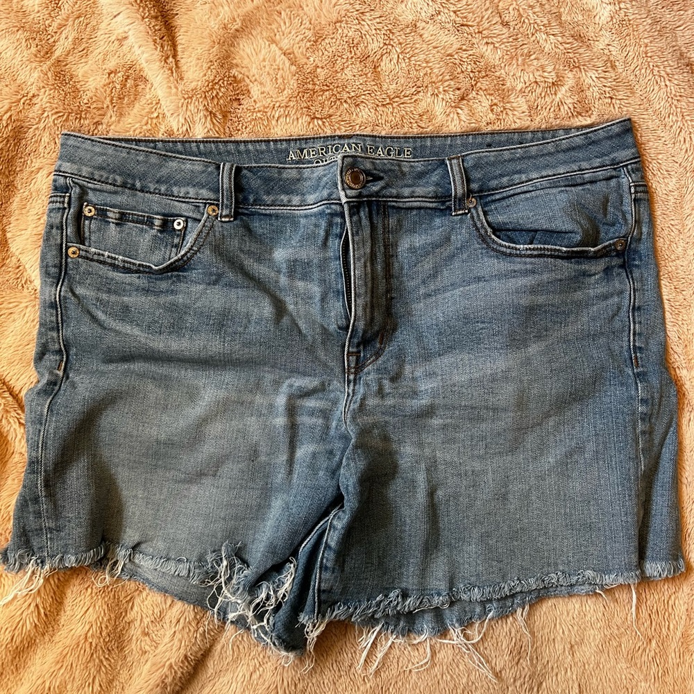 AE Boy Midi Short
